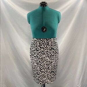 Chico's Black and White Patterned Pencil Skirt